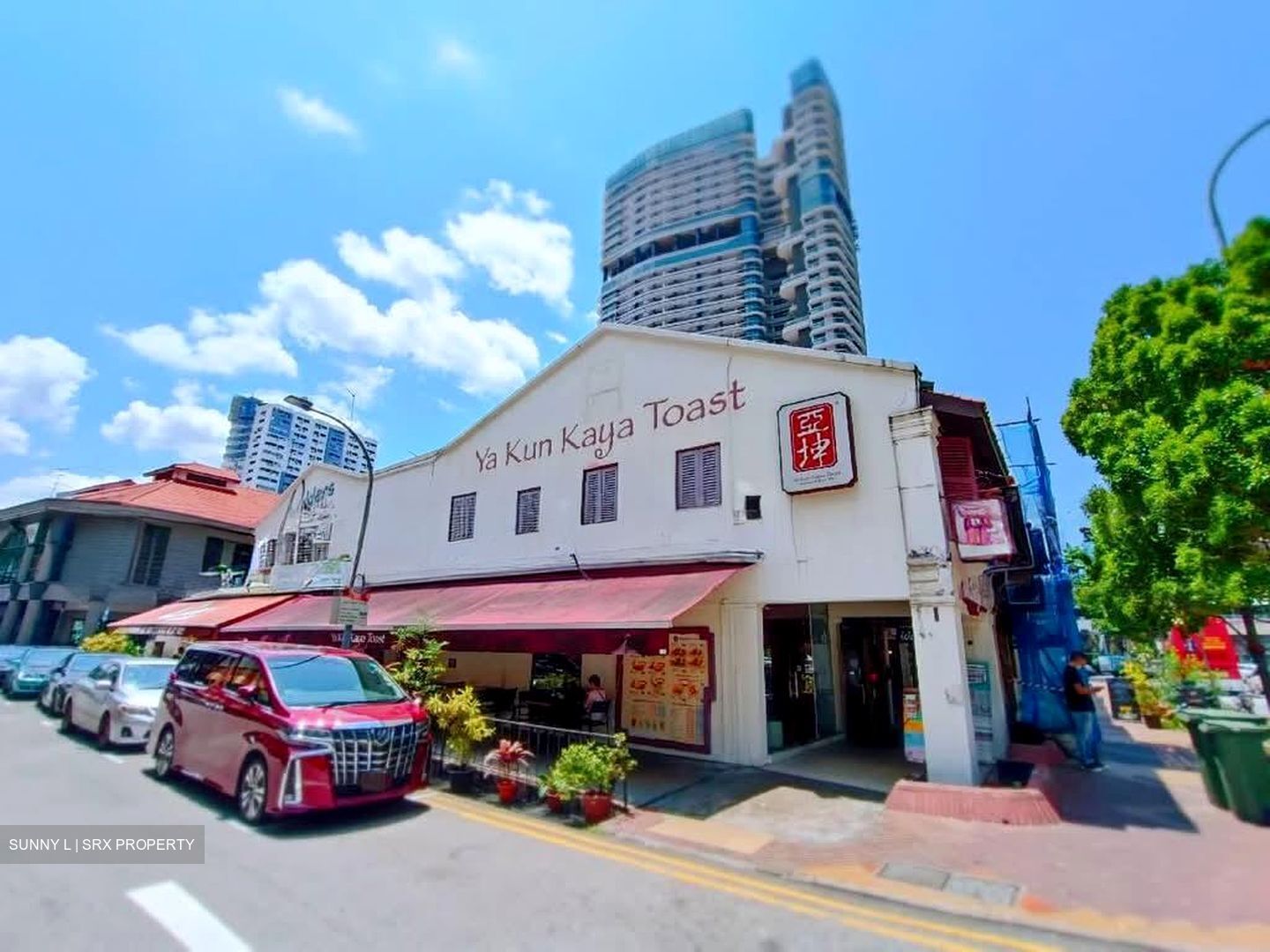 Arab Street (D7), Retail #567533941